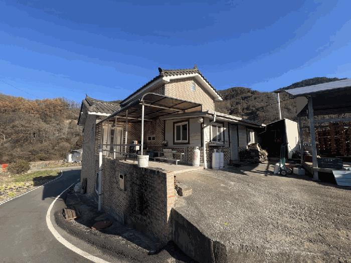 충북 괴산군 문광면 신기리 232-5 주택 사진 2